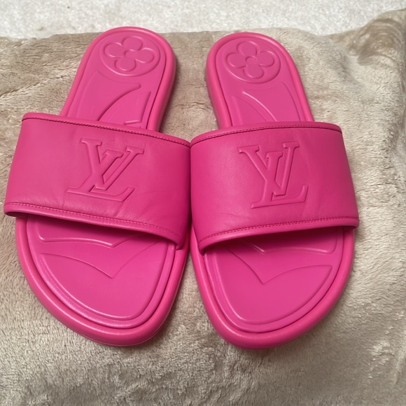 Louis Vuitton Slides/Sandals - Picture 4 of 16